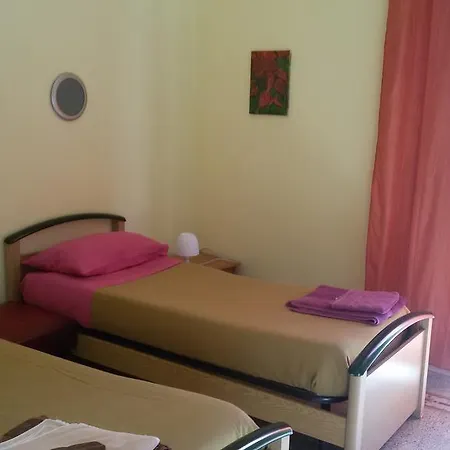 Apartment Trivani Perez Palermo